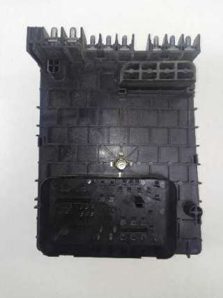 Recambio de caja reles / fusibles para volkswagen passat berlina (3c2) 2005-2010 r line referencia OEM IAM 3C0937125 63592777 