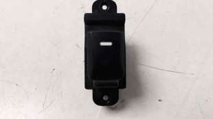 Recambio de mando elevalunas delantero derecho para kia rio (yb) 2016- 1.2 cat referencia OEM IAM 935751W010  