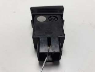 Recambio de interruptor para ssangyong rexton 2003-2012 rx 270 plus / 270 xdi plus referencia OEM IAM    2