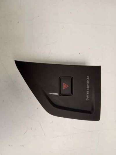 Recambio de warning para volkswagen polo 2017- edition referencia OEM IAM 2G0953509  