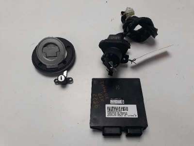 Recambio de conmutador de arranque para yamaha xsr 900 2015- xsr 900 referencia OEM IAM B908591A30  