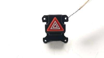 Recambio de warning para hyundai i30 (pd) 2017- klass referencia OEM IAM 3C83601000 93730G3000 