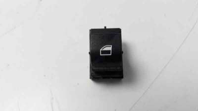 Recambio de mando elevalunas delantero derecho para bmw serie 3 touring (f31) 2012-2016 316d referencia OEM IAM 9208107  