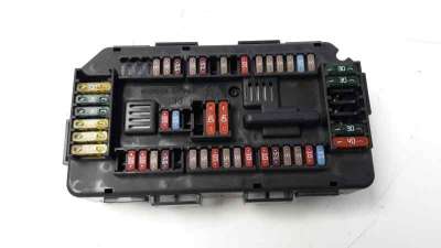 Recambio de caja reles / fusibles para bmw serie 3 touring (f31) 2012-2016 316d referencia OEM IAM 922487904 6114V7 