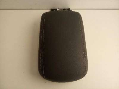 Recambio de apoyabrazos central para hyundai i30 (pd) 2017- klass referencia OEM IAM 84660G4000  