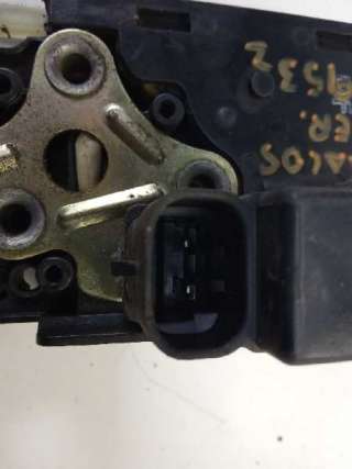 Recambio de cerradura puerta delantera derecha para daewoo kalos 2002-2004 1.4 cat referencia OEM IAM   