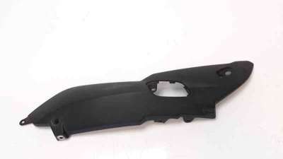 Recambio de moldura para bmw r 1200 gs/r/hp2 2004-2015 r 1200 r referencia OEM IAM 46637701554  