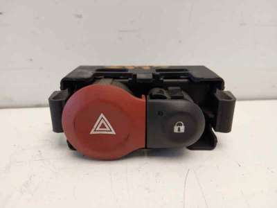 Recambio de warning para renault clio iii 2005-2016 confort expression referencia OEM IAM 8200214896  
