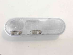 Recambio de luz interior para dacia duster 2010-2018 laureate 4x2 referencia OEM IAM 8200073231  