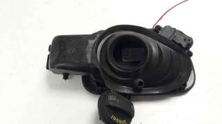 Recambio de tapa exterior combustible para audi a3 sportback (8va) 2012-2016 ambiente referencia OEM IAM 8P0010412R  