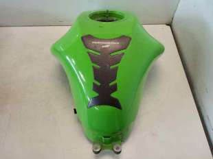 Recambio de deposito combustible para kawasaki er 6 2009-2012 er 6f referencia OEM IAM 51086537615P  