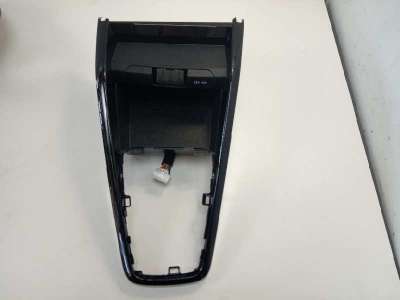 Recambio de moldura para kia stonic (ybcuv) 2017- spirit referencia OEM IAM 84365H8000  