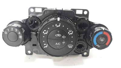 Recambio de mando calefaccion / aire acondicionado para ford fiesta (ccn) 2012-2017 trend referencia OEM IAM 8A6118549  