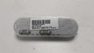 Recambio de luz interior para dacia duster 2010-2018 laureate 4x2 referencia OEM IAM 8200073231  