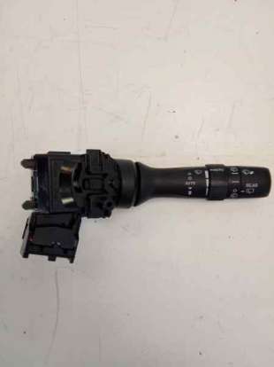 Recambio de mando limpia para toyota lexus ct 2010-2014 200h referencia OEM IAM   