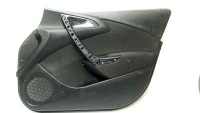 Recambio de guarnecido puerta delantera derecha para opel astra j lim. 2009-2015 selective referencia OEM IAM 13258672  