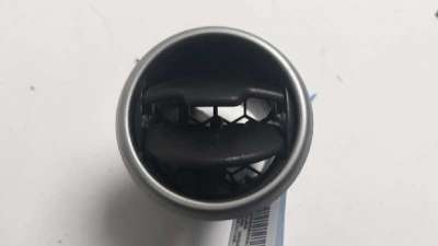 Recambio de rejilla aireadora para nissan qashqai (j10) 2007-2014 acenta referencia OEM IAM 67760JD10A  