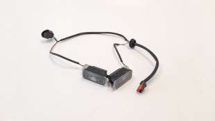 Recambio de piloto matricula para jaguar xf 2007-2015 3.0 v6 diesel s premium luxury referencia OEM IAM 6M2A13550AG  