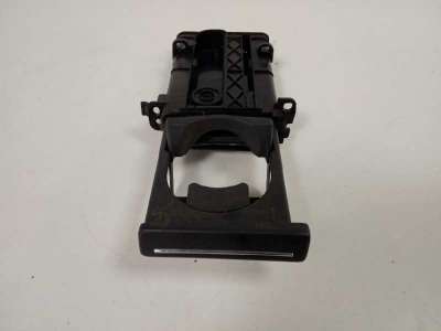 Recambio de moldura para toyota auris 2006-2012 hybrid active referencia OEM IAM   
