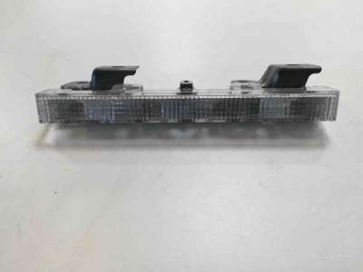 Recambio de luz central de freno para toyota auris 2006-2012 hybrid active referencia OEM IAM   