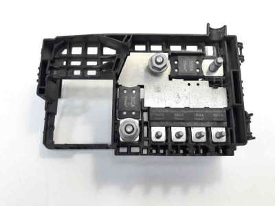 Recambio de caja reles / fusibles para opel insignia berlina 2008-2017 sport referencia OEM IAM 20999170  