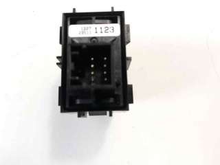 Recambio de interruptor para opel insignia berlina 2008-2017 sport referencia OEM IAM 13271123  