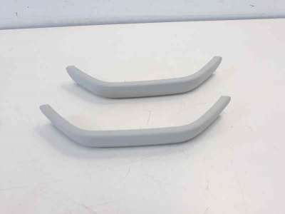 Recambio de moldura para volkswagen t6 transporter 2015- referencia OEM IAM 7H0857627  