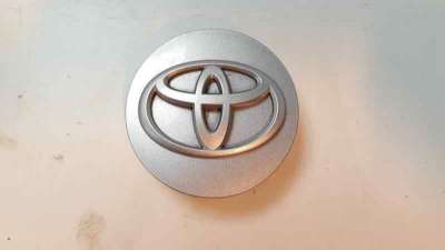 Recambio de tapacubos para toyota yaris (ncp1/nlp1/scp1) 1999-2005 referencia OEM IAM 4260302300  