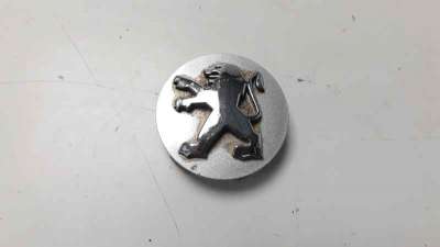 Recambio de tapacubos para peugeot 207 2006-2012 referencia OEM IAM 9639098380  