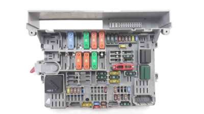 Recambio de caja reles / fusibles para bmw serie 3 berlina (e90) 2004-2012 325d referencia OEM IAM 690662106 55424691030101 