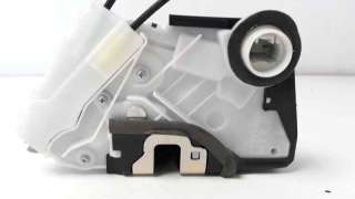 Recambio de cerradura puerta delantera derecha para toyota yaris 2017- hybrid active referencia OEM IAM   