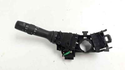 Recambio de mando intermitentes para toyota yaris 2017- hybrid active referencia OEM IAM 17F9380D300  