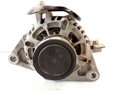 Recambio de alternador para toyota hilux (kun) 2005-2016 double cab 4x4 referencia OEM IAM 270600L110  A30437