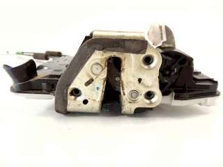 Recambio de cerradura puerta delantera derecha para toyota hilux (kun) 2005-2016 double cab 4x4 referencia OEM IAM 6903002600  