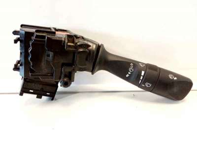 Recambio de mando limpia para toyota hilux (kun) 2005-2016 double cab 4x4 referencia OEM IAM 0626017F816  