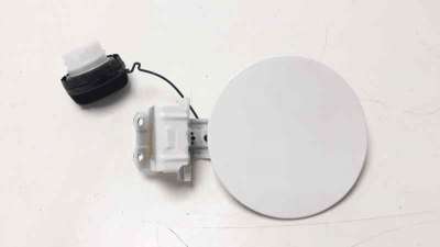 Recambio de tapa exterior combustible para toyota yaris 2017- hybrid active referencia OEM IAM 773500D080  