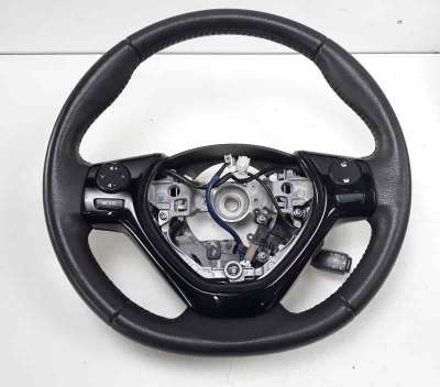 Recambio de volante para toyota aygo 2014- x-clusive referencia OEM IAM 451000H060  