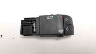 Recambio de mando multifuncion para renault trafic combi 2014- mixto n1 l1h1 2,8t (5/6 plazas) referencia OEM IAM 255522448R  