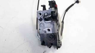 Recambio de cerradura puerta trasera izquierda para peugeot 208 2012-2019 referencia OEM IAM 9688080880  