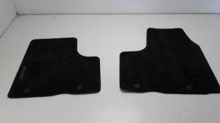 Recambio de juego alfombrillas para renault trafic combi 2014- mixto n1 l1h1 2,8t (5/6 plazas) referencia OEM IAM 8201437615A  