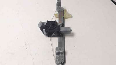 Recambio de elevalunas trasero izquierdo para renault captur 2013- zen referencia OEM IAM  106199719 