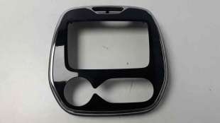 Recambio de moldura para renault captur 2013- zen referencia OEM IAM 682704761R  