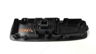 Recambio de mando elevalunas delantero derecho para renault scenic iv 2016- grand zen referencia OEM IAM 809605274R  