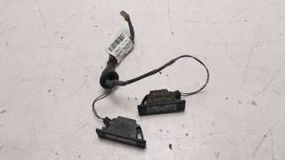 Recambio de piloto matricula para nissan nv 200 (m20) 2009- kombi comfort referencia OEM IAM 25300100  