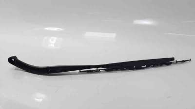 Recambio de brazo limpia delantero izquierdo para ssangyong xlv 2016-2019 1.6 cat referencia OEM IAM   