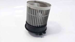 Recambio de ventilador calefaccion para ssangyong xlv 2016-2019 1.6 cat referencia OEM IAM 4051076  