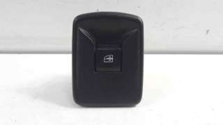 Recambio de mando elevalunas delantero derecho para dacia sandero 2012- 0.9 tce cat referencia OEM IAM 254214937R  