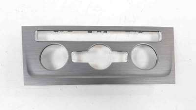 Recambio de moldura para volkswagen golf vii lim. 2012-2017 advance bluemotion referencia OEM IAM 5G1863100  