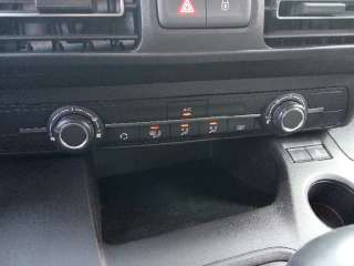 Recambio de mando climatizador para citroën berlingo 2018- live m referencia OEM IAM 98075413ZD  