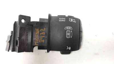 Recambio de mando multifuncion para renault megane iii berlina 5 p 2008-2016 dynamique referencia OEM IAM 255520014R  